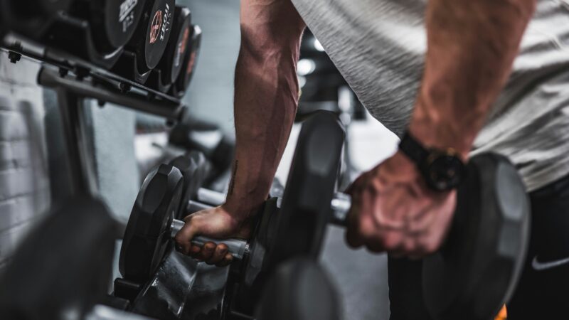 Guia Prático: Como Criar uma Rotina Fitness Sem Desistir em 7 Dias