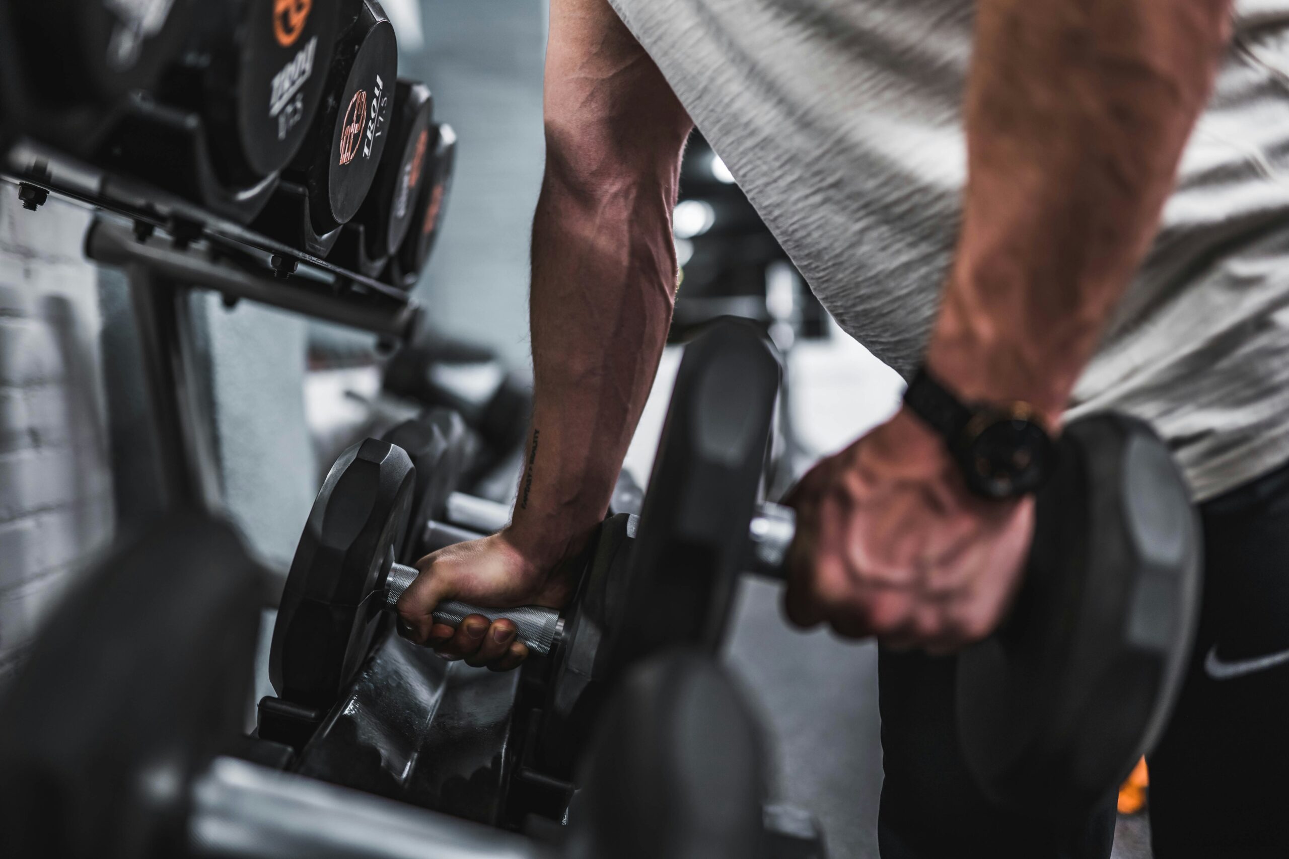 Guia Prático: Como Criar uma Rotina Fitness Sem Desistir em 7 Dias